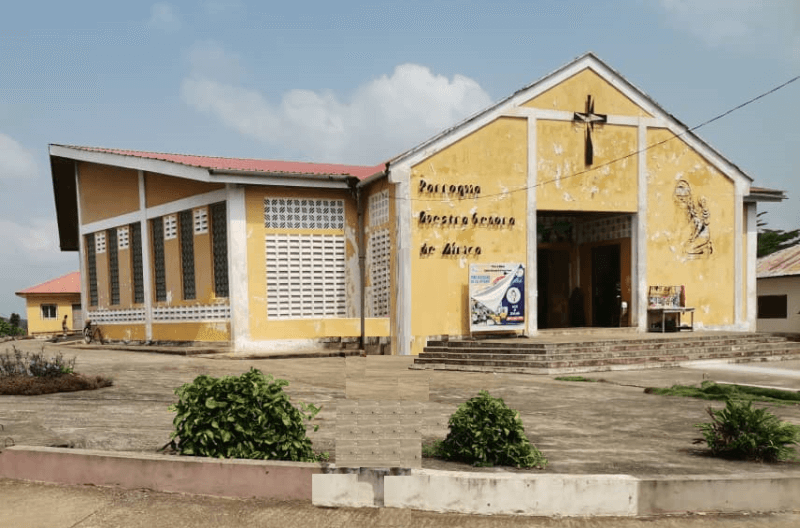 Iglesia de Nuestra Señora de Africa - Micomeseng
